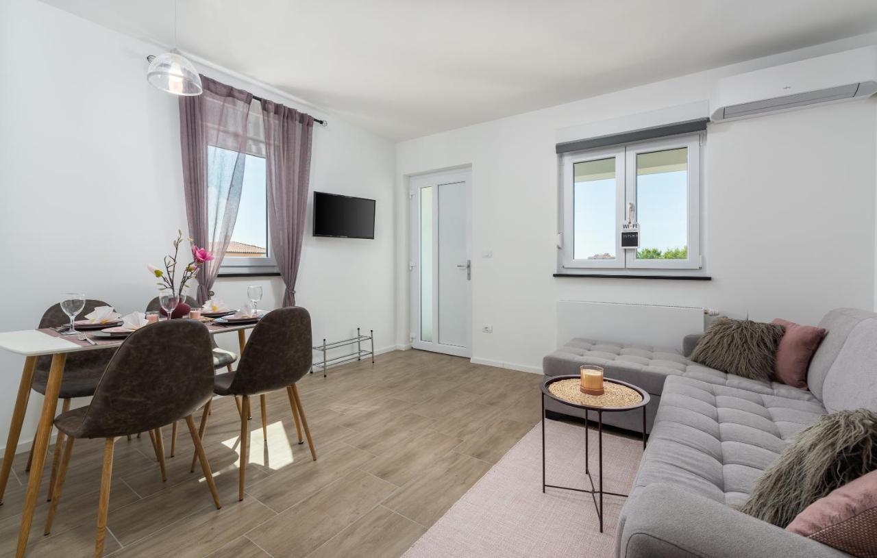 Apartments Amore Fažana Esterno foto