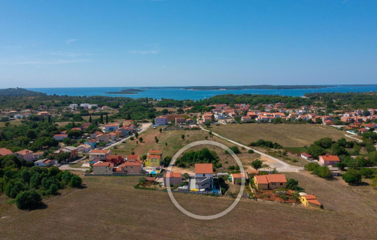 Apartments Amore Fažana Esterno foto